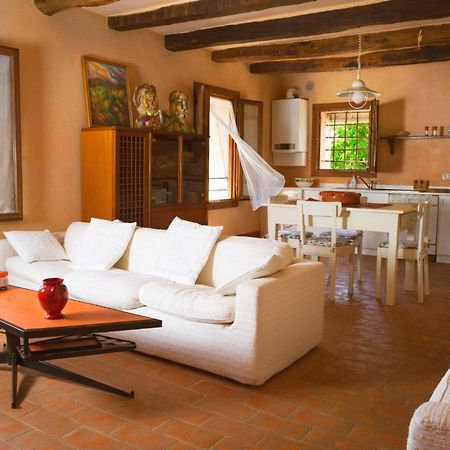 La Casa Di Laura Apartment Castelcucco Екстериор снимка