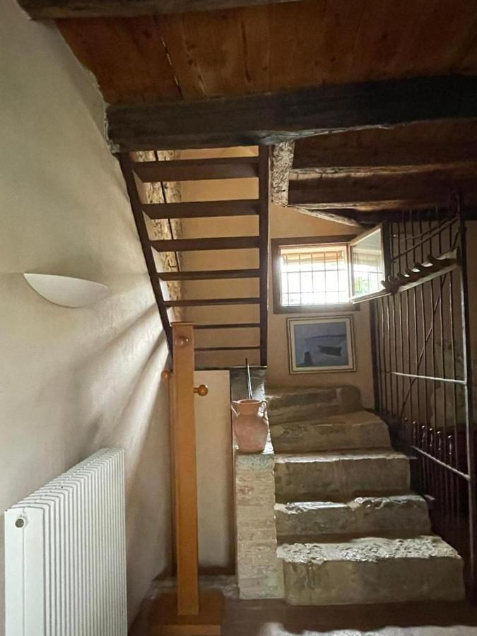 La Casa Di Laura Apartment Castelcucco Екстериор снимка
